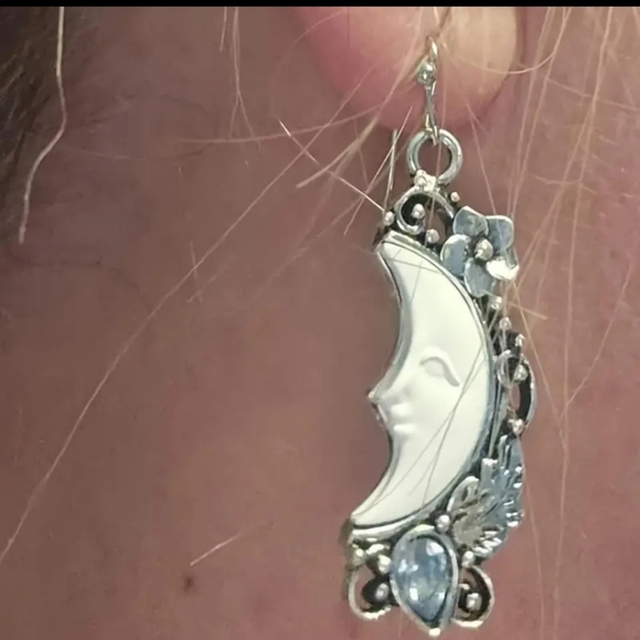 RESTOCKED! New! Moon drop earrings - Picture 3 of 9